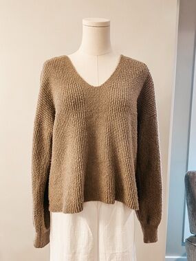 Pink Rose Taupe V-Neck Knit Sweater